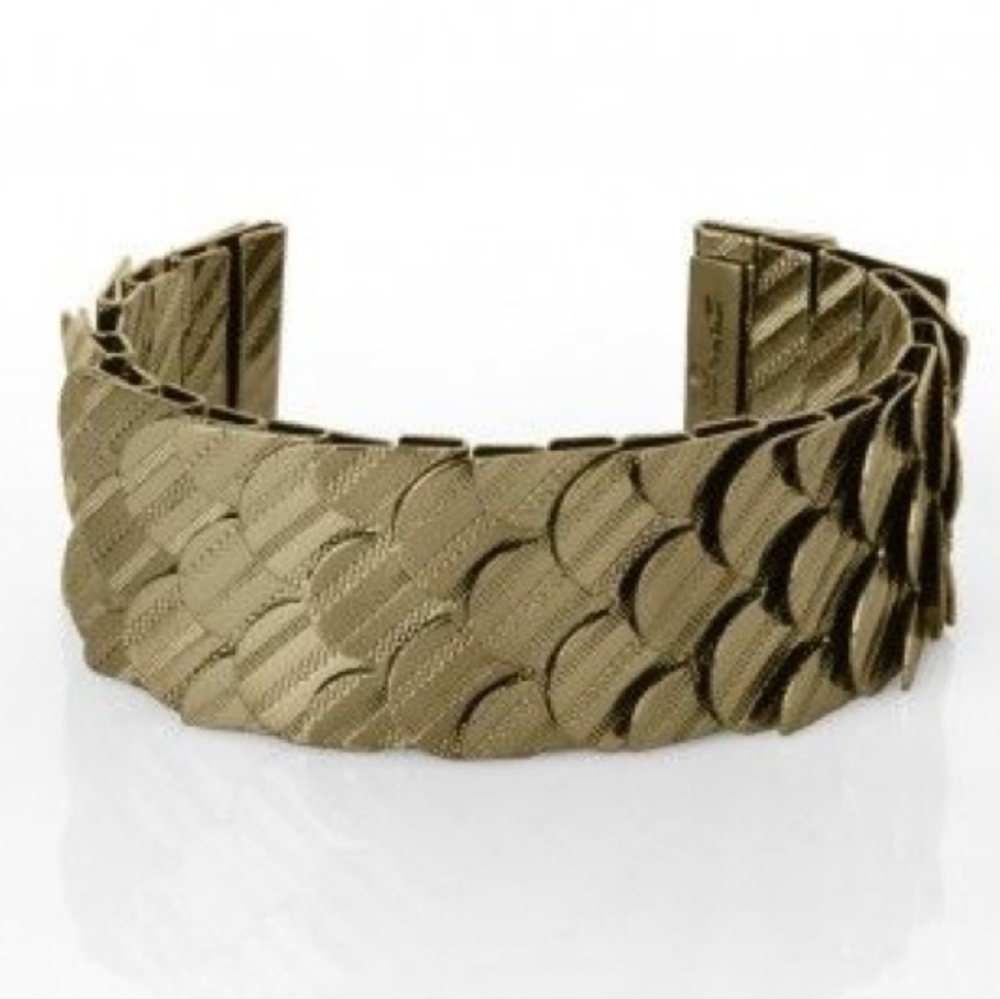 Jewelmint Gold Swan Bracelet, Rare, Discontinued